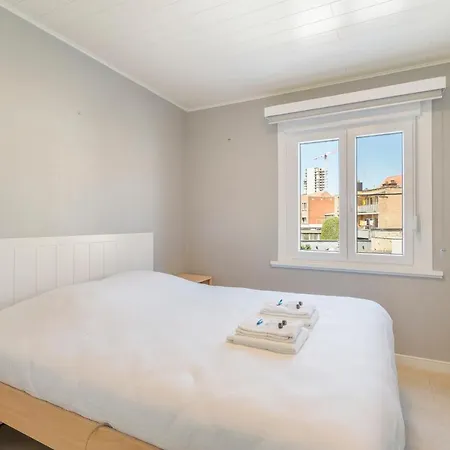 Lichtrijk, Rijtjeshuis Met 3 Slaapkamers * Knokke-Heist